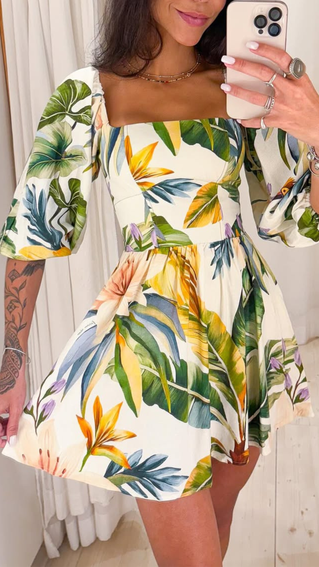 342220 | Vestido Curto Manga Estampado Tropicália