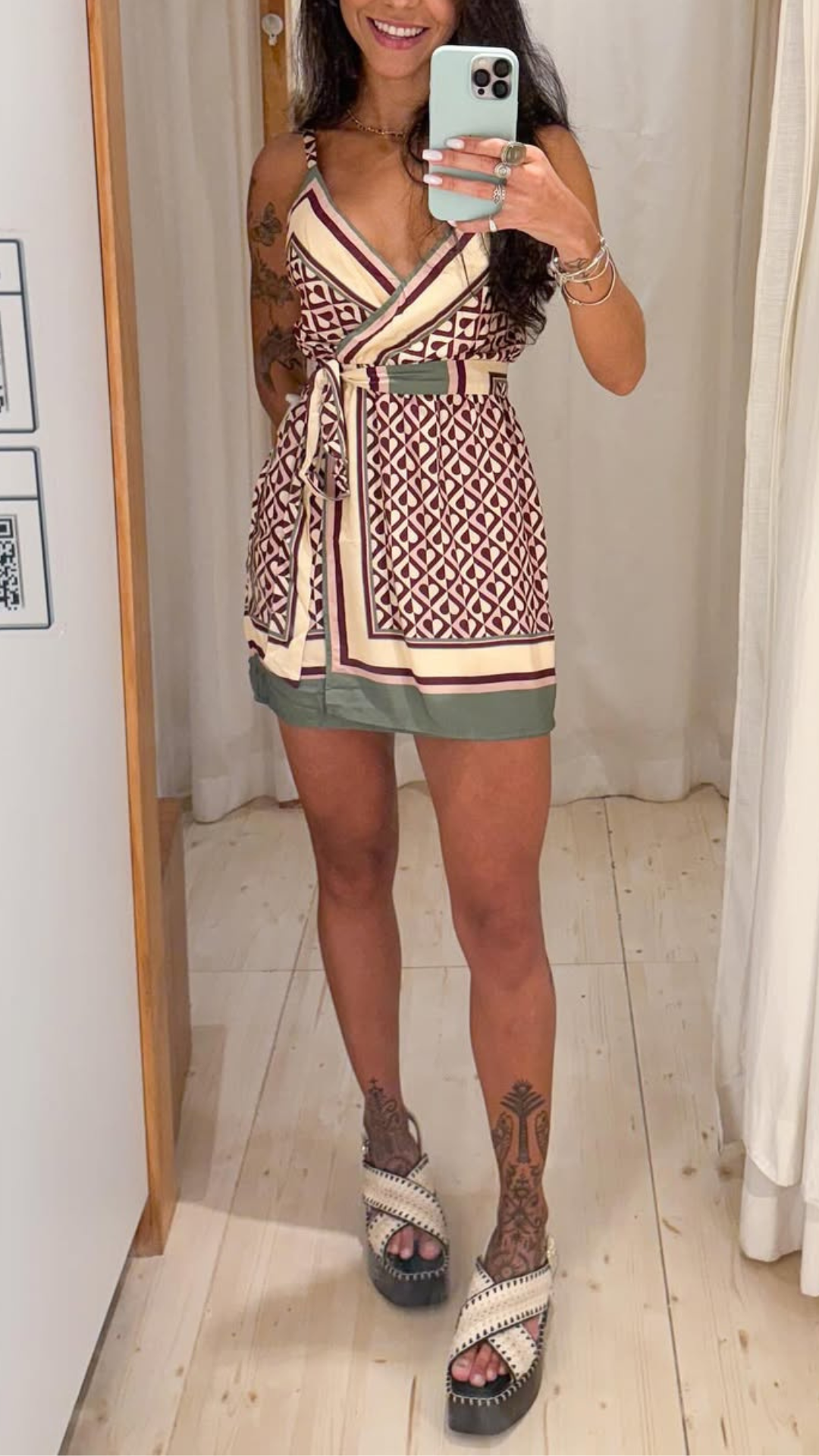 345414 | Vestido Curto Estampado Amore